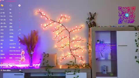 Mona online show from February 22, 2025, 9:48 pm