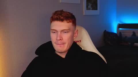 LUCASRYANPVT IS OPEN online show from November 28, 2025, 11:29 pm