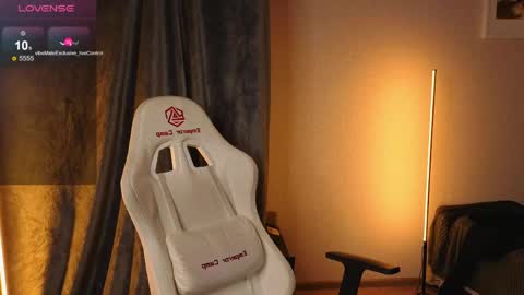 LUCASRYANPVT IS OPEN online show from May 25, 2026, 3:29 pm