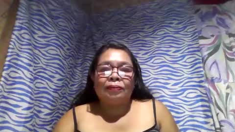 Snapshot of chenita_kits chatting on June 9, 2026, 12:39 pm chenita_kits online show from June 9, 2026, 12:39 pm