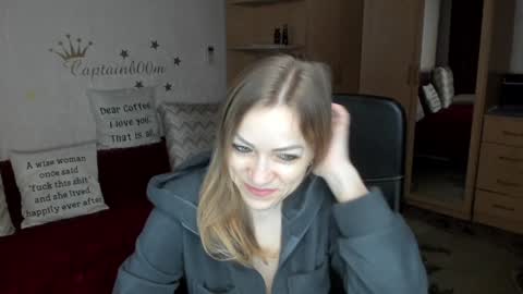 Silvia online show from February 5, 2025, 4:27 am