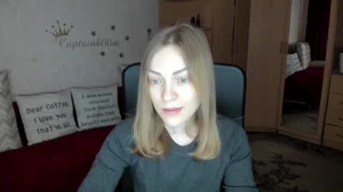 Silvia online show from February 20, 2025, 4:07 am