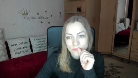 Silvia online show from February 27, 2025, 8:06 am
