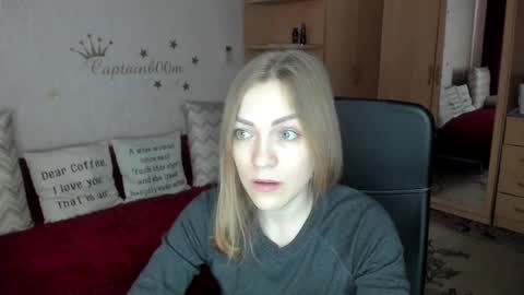 Silvia online show from February 28, 2025, 4:54 am