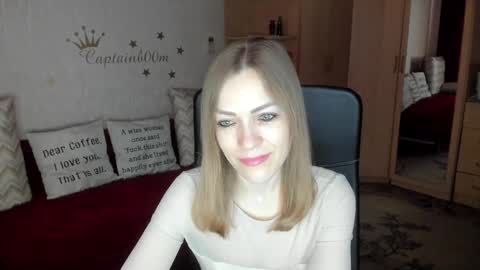Silvia online show from March 8, 2025, 3:39 am