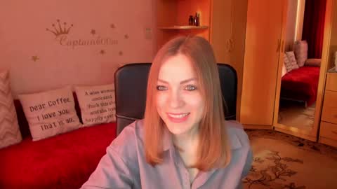 Silvia online show from March 10, 2025, 6:59 am