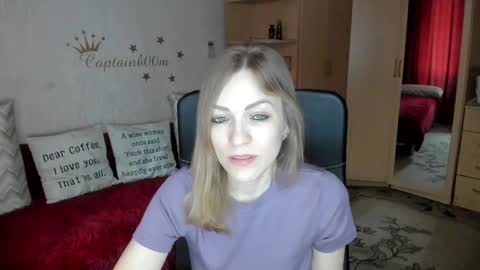 Silvia online show from March 12, 2025, 7:02 am
