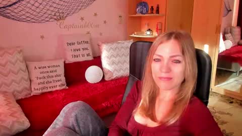Silvia online show from September 11, 2025, 4:34 am