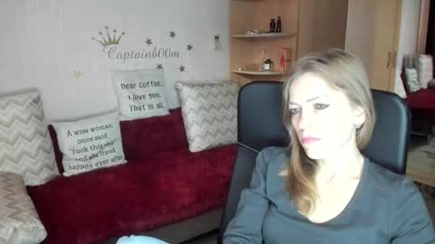 Silvia online show from September 16, 2025, 3:07 am