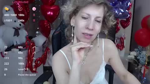 Adriana online show from February 13, 2025, 4:43 am