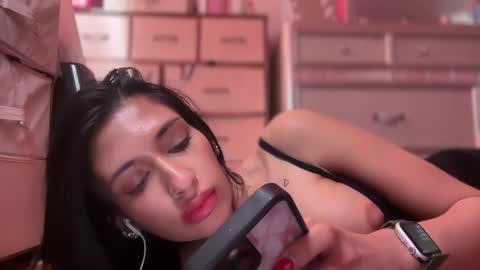 Snapshot of cherliecarmen chatting on March 3, 2025, 9:05 pm cherliecarmen online show from March 3, 2025, 9:05 pm