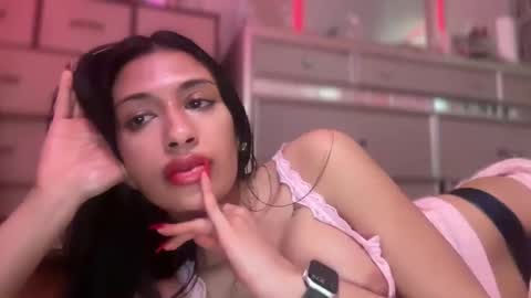 Snapshot of cherliecarmen chatting on March 6, 2025, 3:24 am cherliecarmen online show from March 6, 2025, 3:24 am