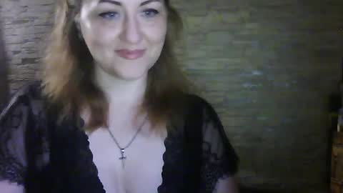 cherry04383 online show from June 23, 2026, 1:47 am
