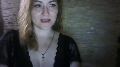 cherry04383 online show from July 14, 2026, 12:24 am