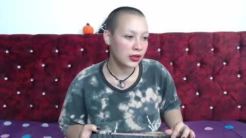 Cherry online show from November 7, 2025, 12:16 pm