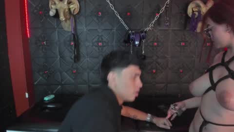 Cherry  Blaze  online show from December 4, 2025, 4:11 am