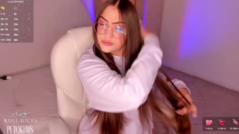 Snapshot of cherry_blond_ chatting on February 20, 2025, 6:39 am Cherry online show from February 20, 2025, 6:39 am