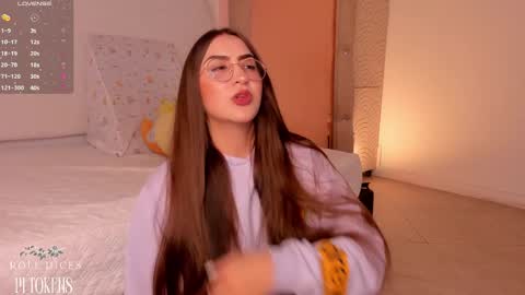 Snapshot of cherry_blond_ chatting on March 2, 2025, 6:27 am Cherry online show from March 2, 2025, 6:27 am