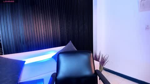 Cherry blossom   From 1400 to 2200 Col Time online show from December 2, 2025, 7:20 pm