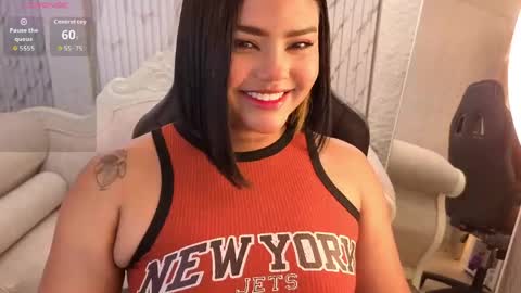 Snapshot of cherry_bunny_cn chatting on June 6, 2026, 1:38 pm cherry_bunny_cn online show from June 6, 2026, 1:38 pm