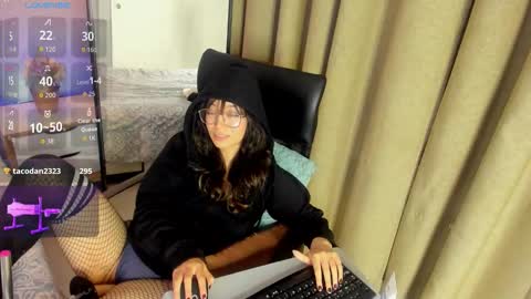 Snapshot of cherry_kissx chatting on March 7, 2026, 5:26 am Chloe online show from March 7, 2026, 5:26 am