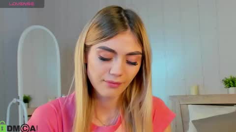 Snapshot of cherry_pr1ce chatting on October 5, 2025, 11:57 pm cherry_pr1ce online show from October 5, 2025, 11:57 pm