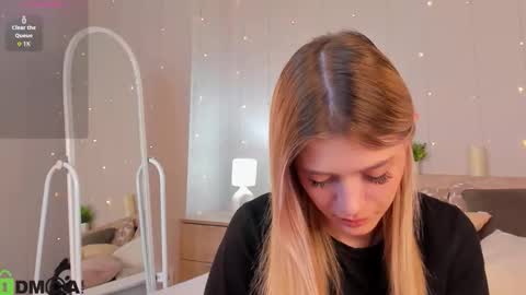 Snapshot of cherry_pr1ce chatting on October 20, 2025, 11:49 pm cherry_pr1ce online show from October 20, 2025, 11:49 pm