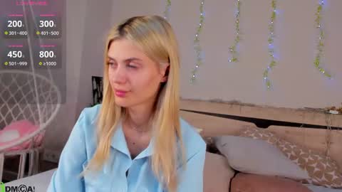 cherry_pr1ce online show from August 5, 2026, 11:17 pm