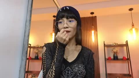 Snapshot of cherry_vixen_ chatting on April 18, 2026, 6:01 pm Sery online show from April 18, 2026, 6:01 pm