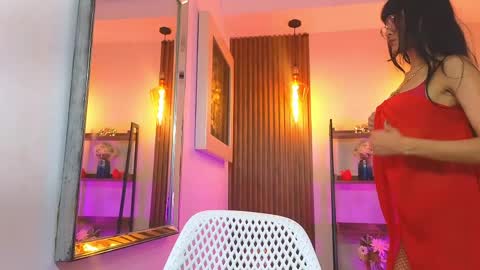 Snapshot of cherry_vixen_ chatting on April 23, 2026, 6:43 pm Sery online show from April 23, 2026, 6:43 pm