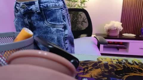 Snapshot of cherry_vixen_ chatting on May 2, 2026, 6:35 pm Sery online show from May 2, 2026, 6:35 pm