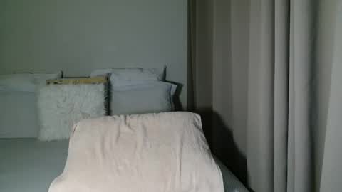 Cherrybabe online show from October 25, 2025, 8:22 am