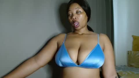 Cherrybabe online show from March 23, 2026, 8:18 am