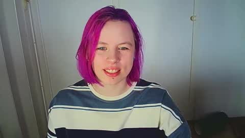 Snapshot of cherrybaby_0 chatting on February 14, 2026, 7:49 am cherrybaby_0 online show from February 14, 2026, 7:49 am