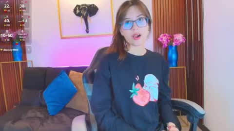 Snapshot of cherryblossom18_ chatting on April 18, 2026, 7:58 pm Cherry online show from April 18, 2026, 7:58 pm