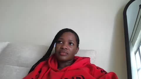 Snapshot of cherryblossom2002 chatting on October 17, 2025, 9:34 am Cherryblossom2002 online show from October 17, 2025, 9:34 am