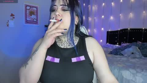 Snapshot of cherrybom_ chatting on April 4, 2026, 2:43 am dayis independent model online show from April 4, 2026, 2:43 am