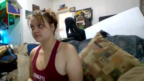 cherrybomb454 online show from October 28, 2025, 3:36 pm