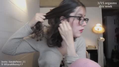 Snapshot of cherrybunny21 chatting on October 7, 2025, 3:58 am Sarah Prez online show from October 7, 2025, 3:58 am