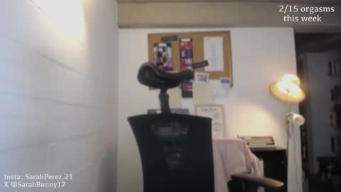 Snapshot of cherrybunny21 chatting on October 12, 2025, 6:23 am Sarah Prez online show from October 12, 2025, 6:23 am