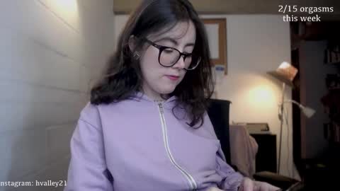 Sarah Prez online show from November 16, 2025, 7:03 am