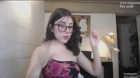 Sarah Prez online show from February 19, 2026, 12:06 am