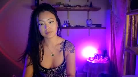 Snapshot of cherrycam777 chatting on October 1, 2025, 3:23 am Miss Cherry online show from October 1, 2025, 3:23 am
