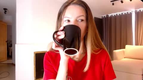 Snapshot of cherrycoloured chatting on February 22, 2026, 1:53 pm Anna online show from February 22, 2026, 1:53 pm