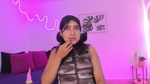 C H E R R Y online show from September 21, 2025, 12:07 pm