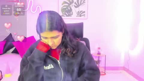 C H E R R Y online show from October 9, 2025, 11:41 am