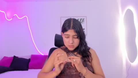 C H E R R Y online show from October 17, 2025, 10:18 am