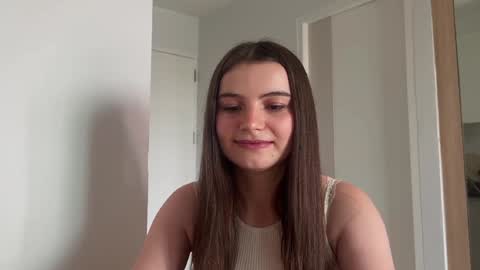 Lina online show from December 22, 2024, 7:33 am