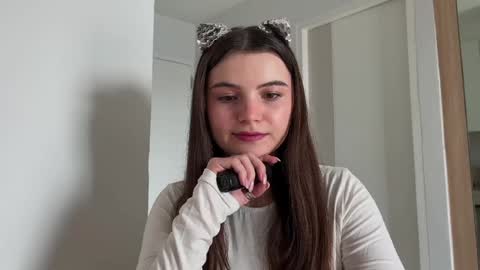 Lina online show from December 27, 2024, 4:36 am