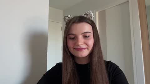 Lina online show from December 29, 2024, 8:00 am